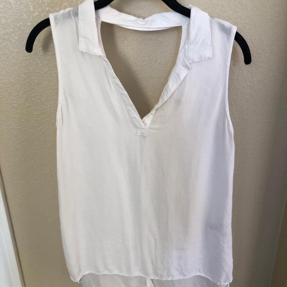 Cloth & Stone Collared Sleeveless Cutout Tank